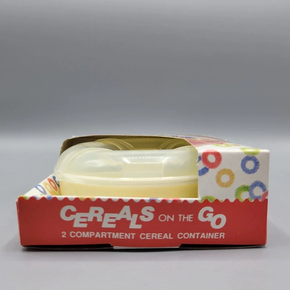 Bunny Rabbit Cereals On The Go 2 Compartment Cereal Container Pecoware Taiwan